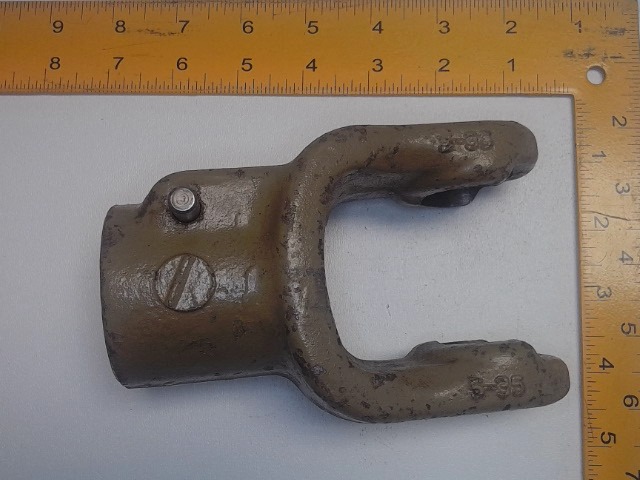 W102-7606 Yoke for AGCO