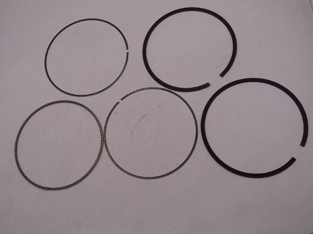 BS594437 Ring Set for CUB CADET