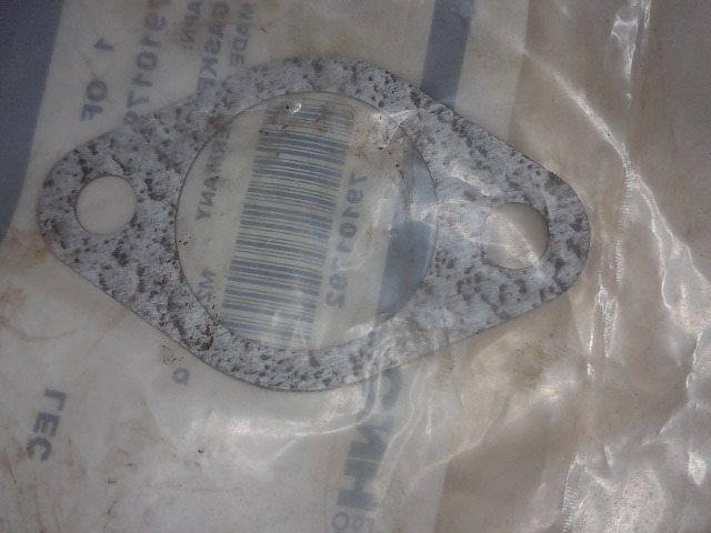 79101792 CASE Paper Gasket