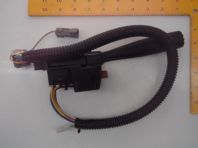 2002875C91 NAVISTAR Switch