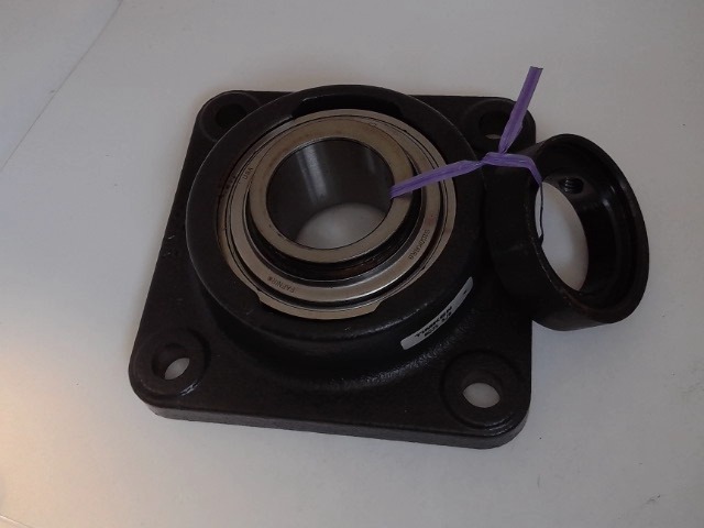 A-WGFZ25-P Bolt Flange Brg for JOHN DEERE