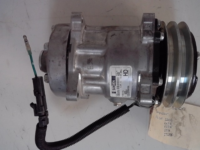 7T8600 Air Cond. Compre