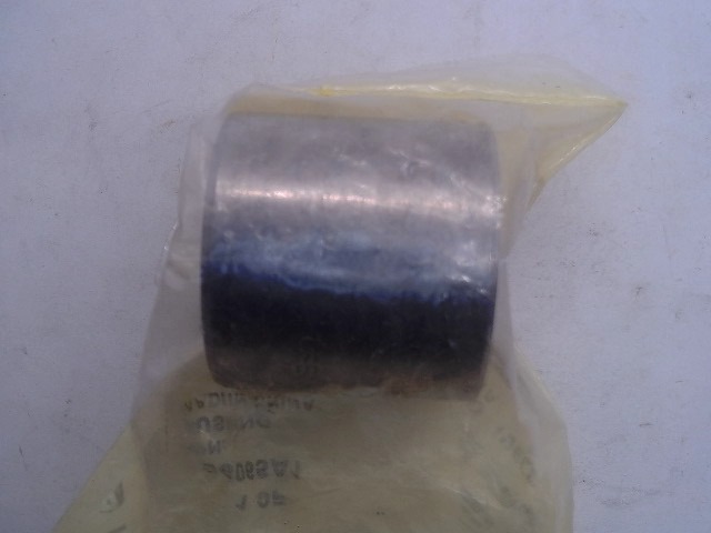 196065A1 Bushing