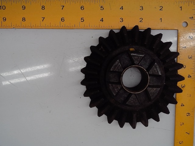 H593R Gear for JOHN DEERE