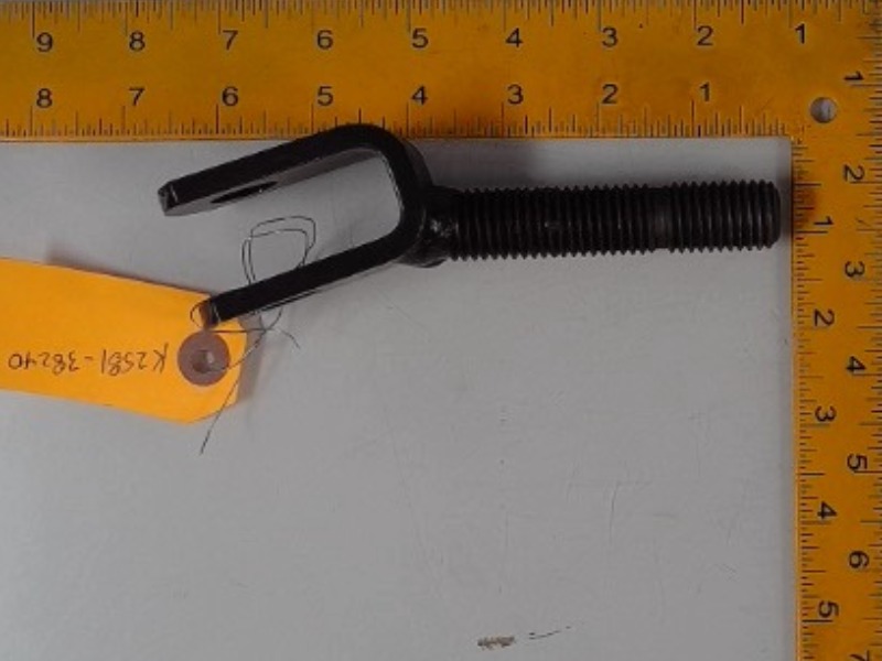 K2581-38240 Yoke Assy for KUBOTA