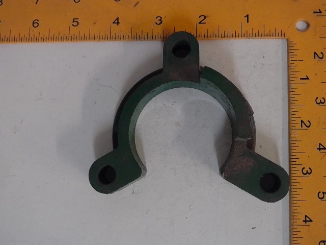 E88900 Flange for JOHN DEERE