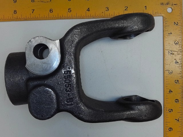 PM807-5527 Yoke for JOHN DEERE