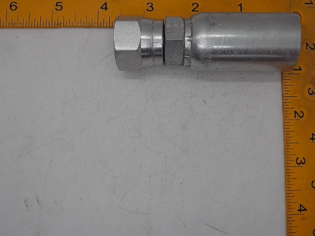 10U-610 Fitting for AGCO