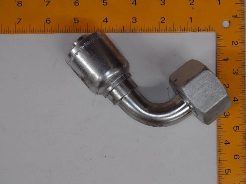 X11C43-25-12 Fitting for JOHN DEERE