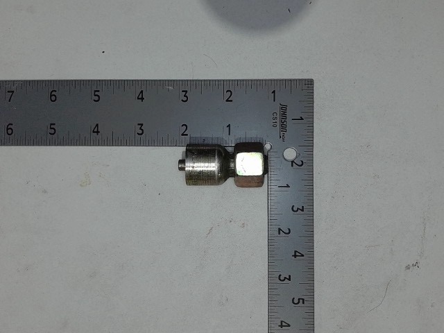 X1C643-10-4 Fitting for JOHN DEERE