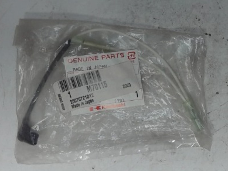 M70115 Wire Plug for JOHN DEERE