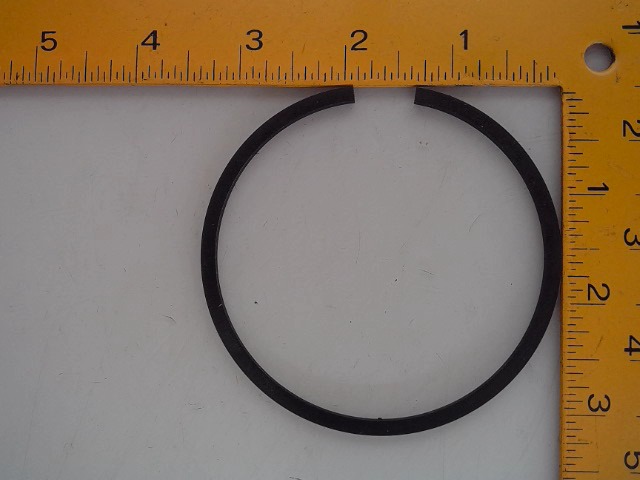 897564M1 Ring for AGCO