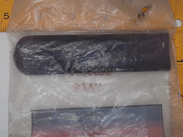1665835 Grip for AGCO
