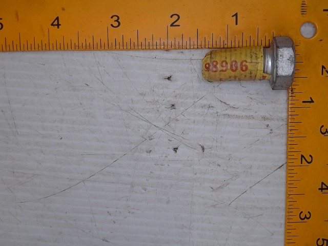 8-8906 Screw for CASE NEW HOLLAND