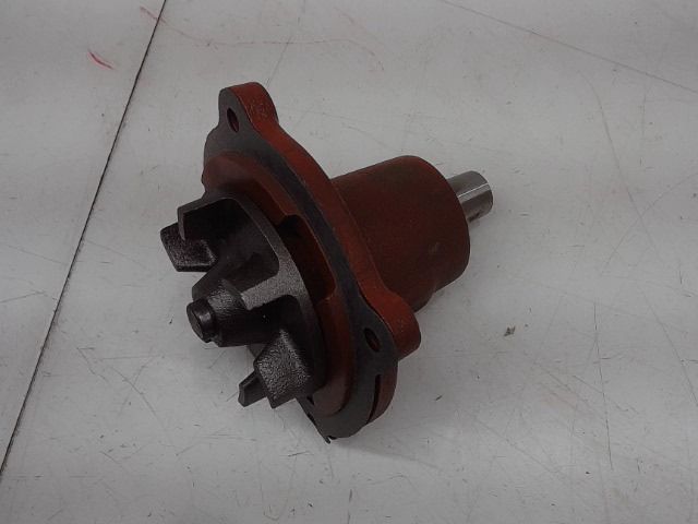 A157143 CASE NEW HOLLAND Water Pump