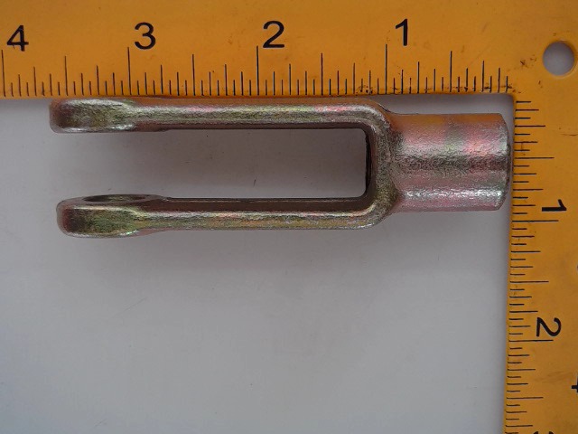 B175R Yoke for JOHN DEERE