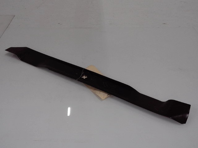 742-0651 Blade for CUB CADET