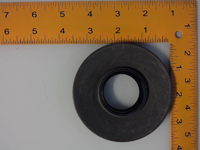 831726M1 Seal