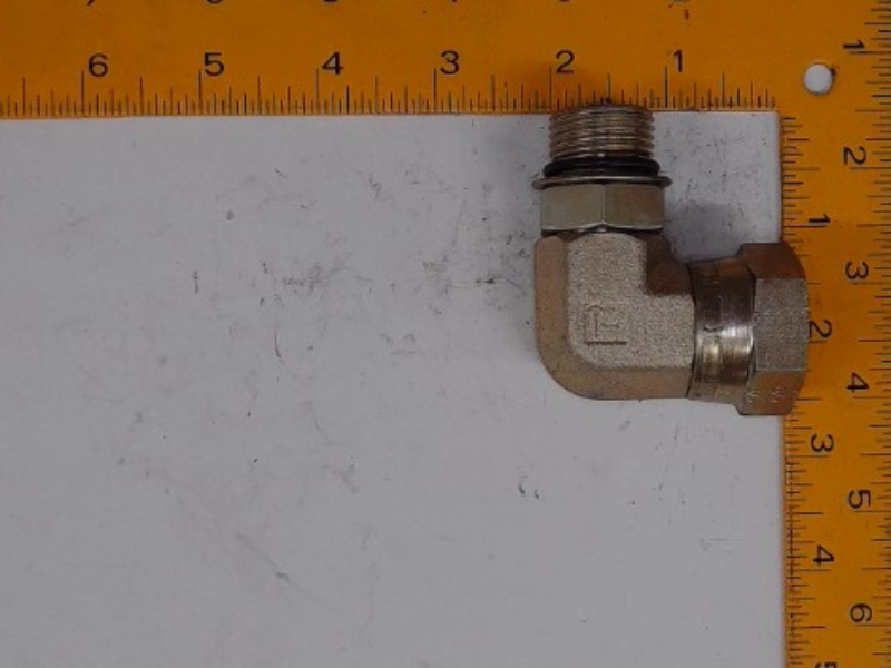 X2507-10-12 Fitting for JOHN DEERE