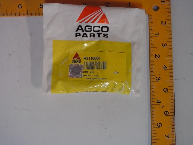 R3110008 Key for AGCO