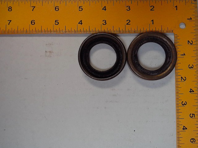 811011C1 Seal