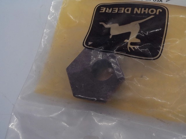 M85078 Adjuster for JOHN DEERE