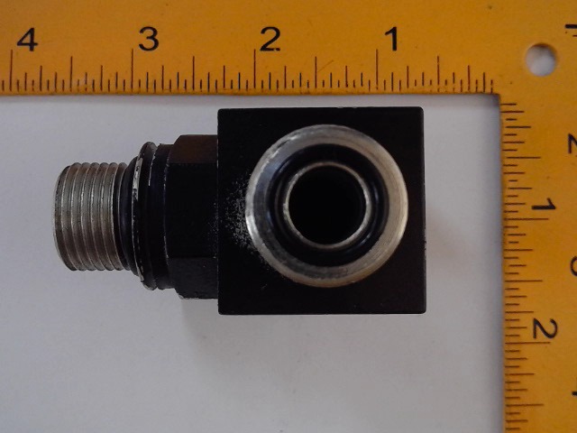 330909A4 T Fitting