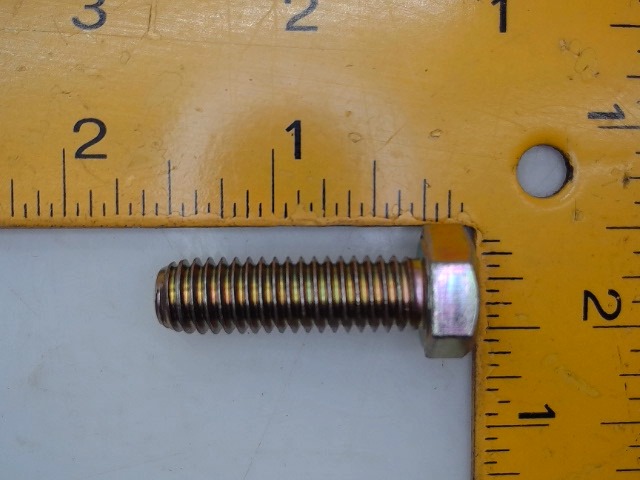 21264 MACDON Bolt