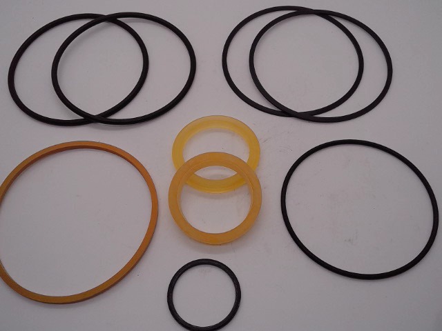 RE16580 Seal Kit for JOHN DEERE