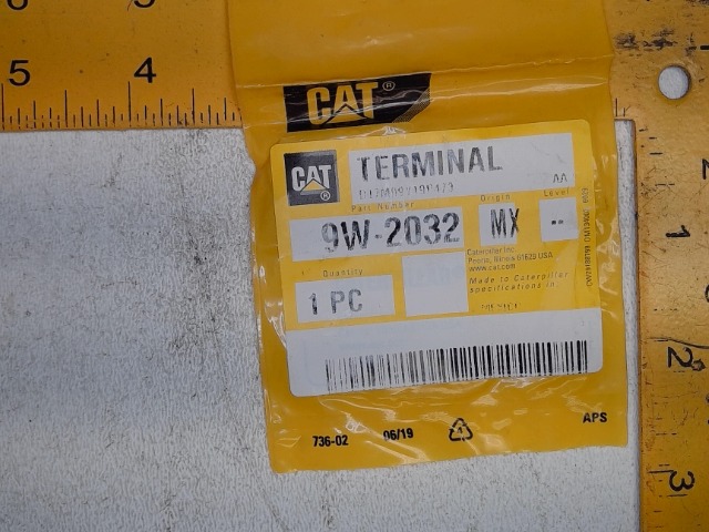 9W-2032 Blade Terminal