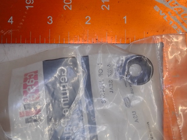 J904578 Seal for CUB CADET