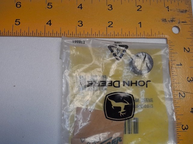 R28359 JOHN DEERE Bushing