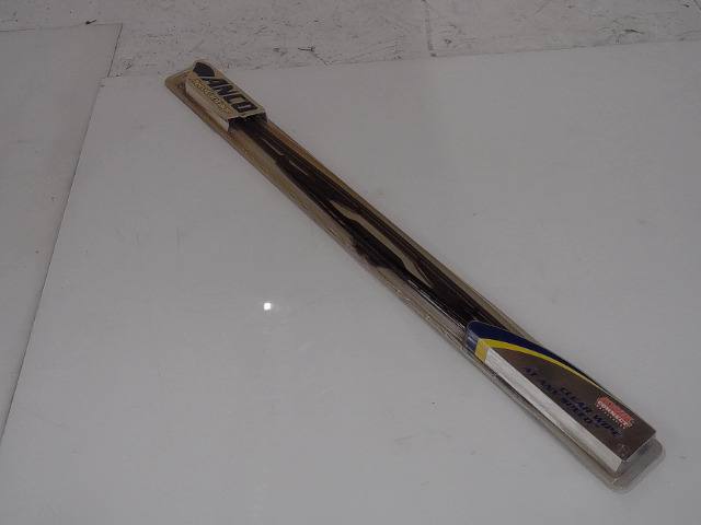 PM91-28 Wiper Blade for JOHN DEERE