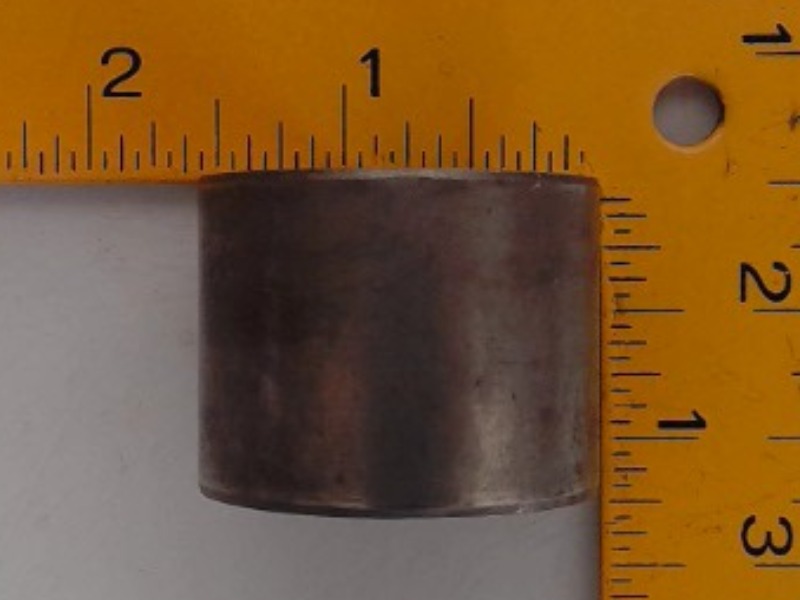 D8NN113AA Sleeve for CASE NEW HOLLAND