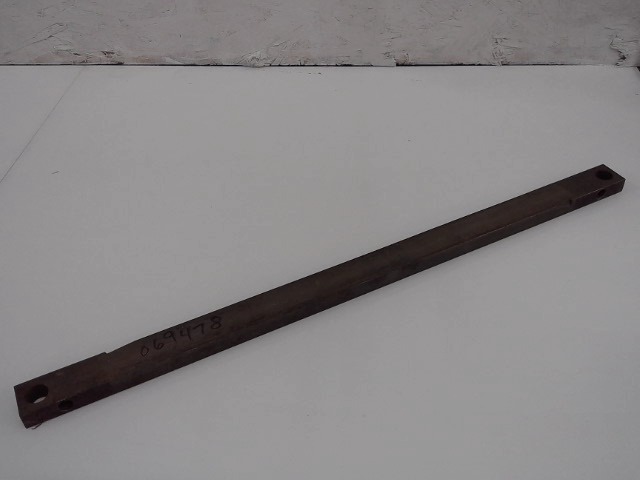 069478 Bar for GEHL MANITOU
