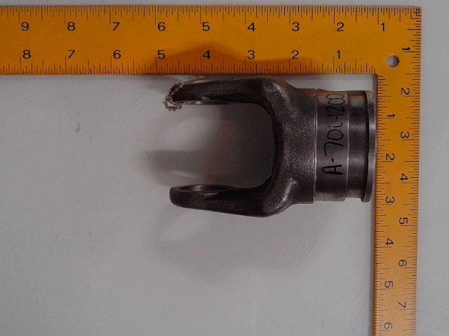 A-700-1200 Yoke for JOHN DEERE