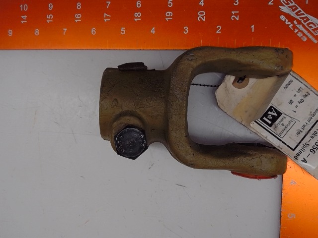 A-W041356 Yoke for JOHN DEERE