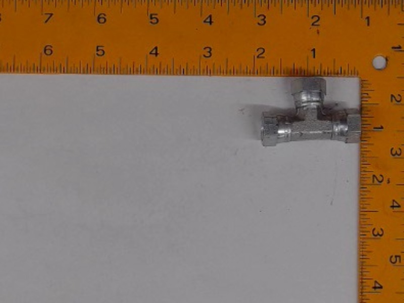 X077T-2 Tee for JOHN DEERE