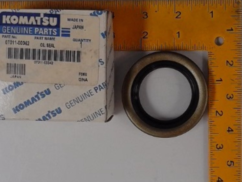 07011-00042 Oil Seal for KOMATSU