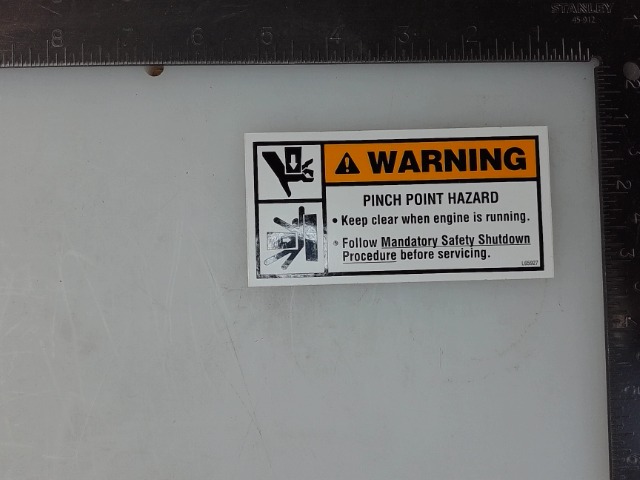 L65927 Decal for GEHL MANITOU