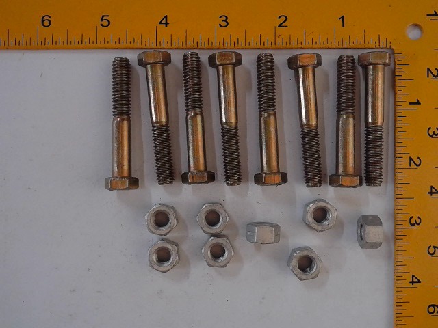 901606 8 Bolts/8 Nuts for GEHL MANITOU