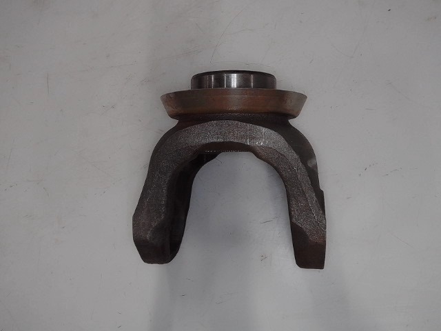1662086C91 Yoke for CUB CADET