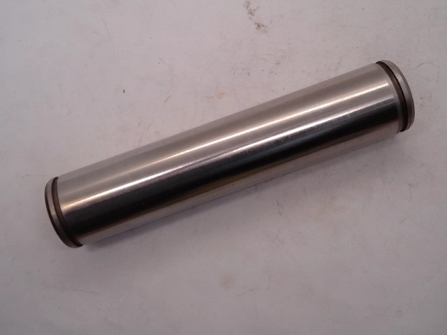 D52522 CASE NEW HOLLAND Pin