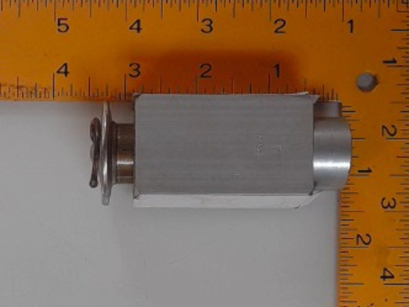 RE62137 Valve for JOHN DEERE