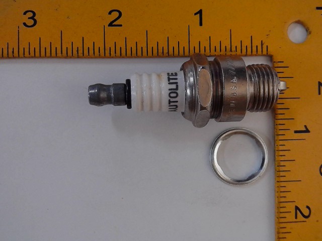 TY21723 Plug for JOHN DEERE