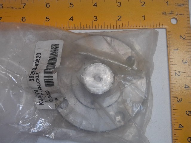 35290-43920 Knuckle Pin for KUBOTA