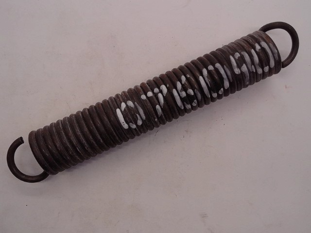 076090 Spring for GEHL MANITOU