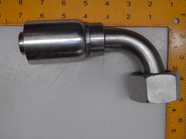 X11C77-30-16 Fitting for JOHN DEERE