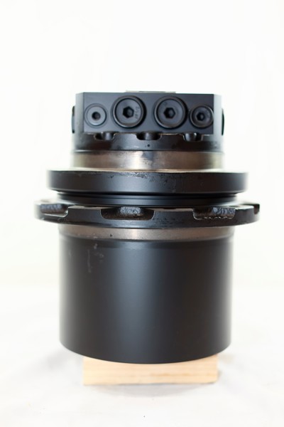 19031-25000 Final Drive With Motor