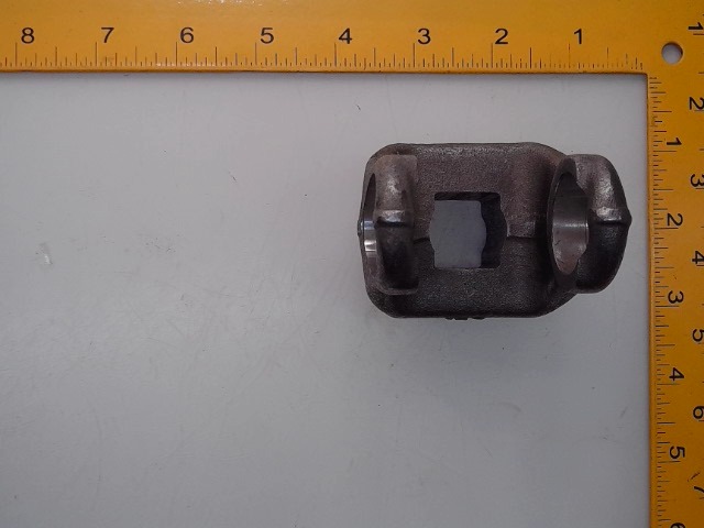W300-0600 Yoke for AGCO